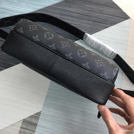 Fake Louis Bags MESSENGER LOUIS VUITTON OUTDOOR 0713